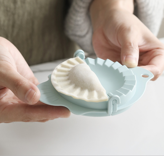 Dumpling Maker